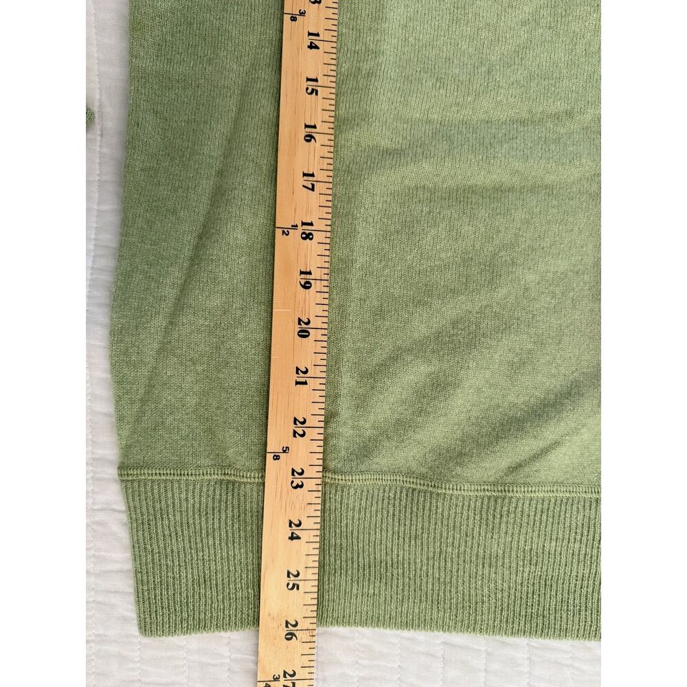 AE77 Women's Medium Green Elevated Basic 100% Cashmere Crewneck  Soft New Tag - Picture 7 of 8
